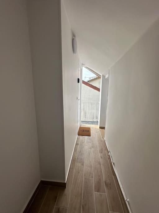 Charmante Studio Ligne 13 Tram 5 Saint Denis 피에르피트 쉬르 센 외부 사진